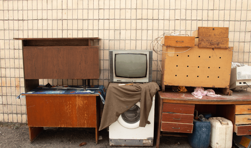 FURNITURE REMOVAL